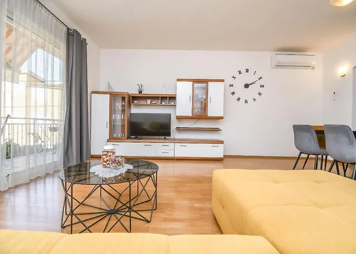 Smoljic Appartement *